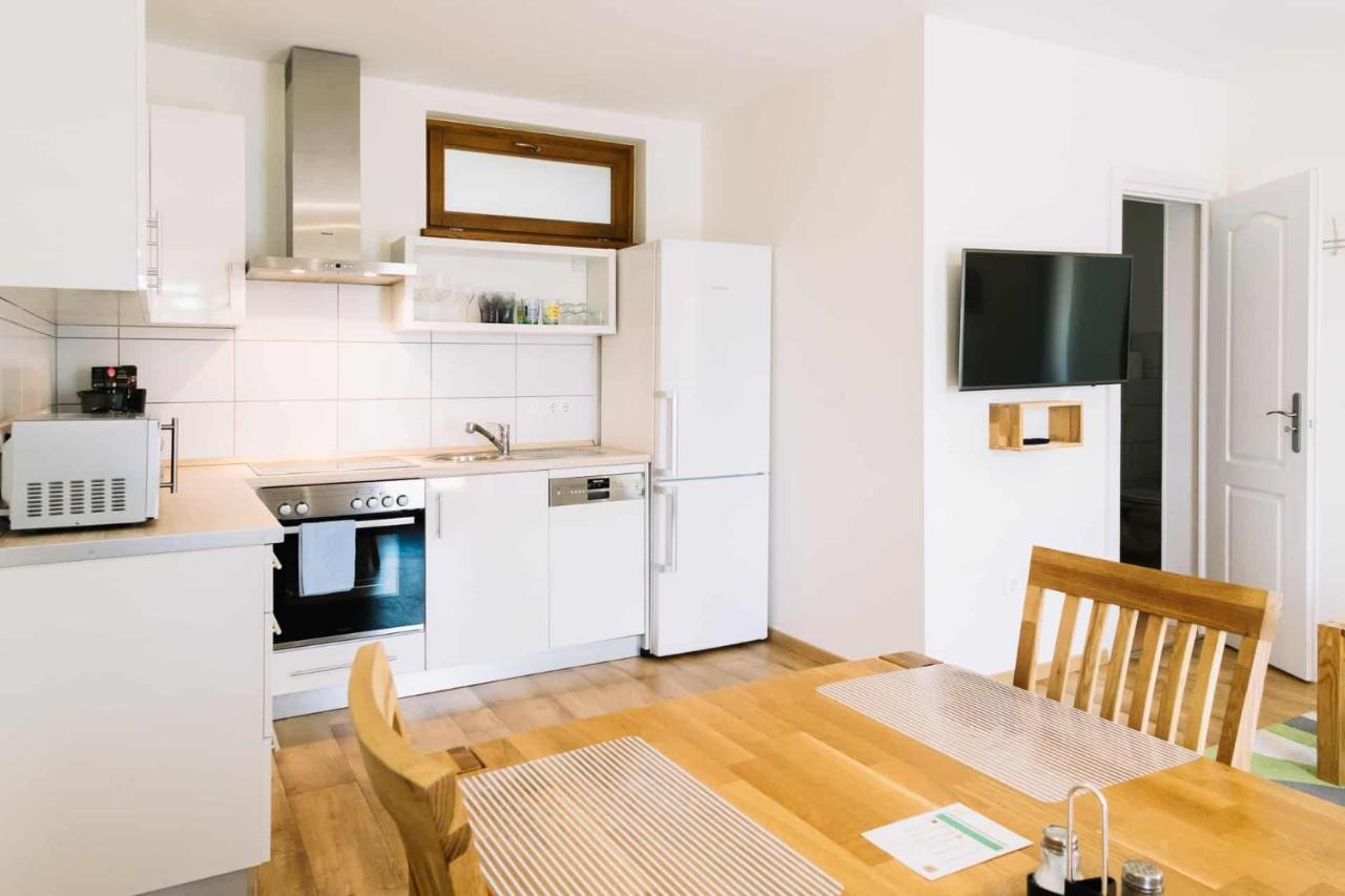 Diofa Apartman Кестхей Экстерьер фото
